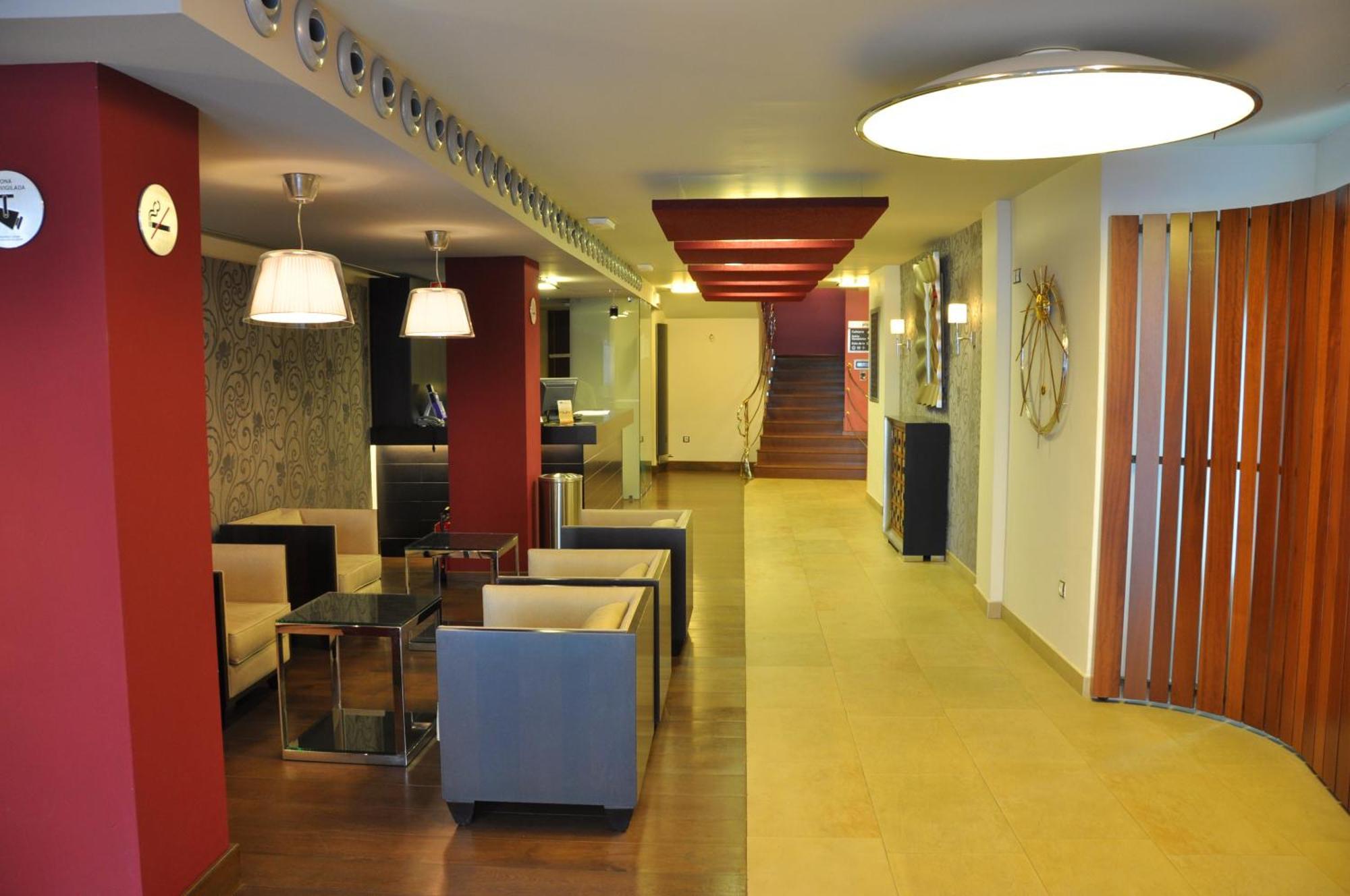 Hotel Xauen Jaén Εξωτερικό φωτογραφία