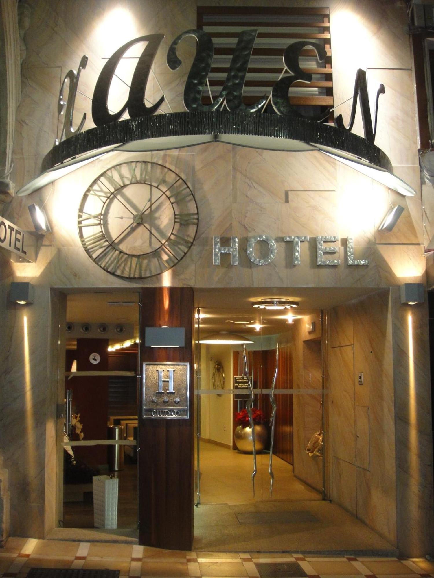 Hotel Xauen Jaén Εξωτερικό φωτογραφία